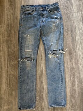 Classic Distressed Blue Men’s Jeans